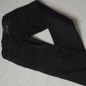 Kenneth Cole slim fit  denim girls/boys jeans 👖